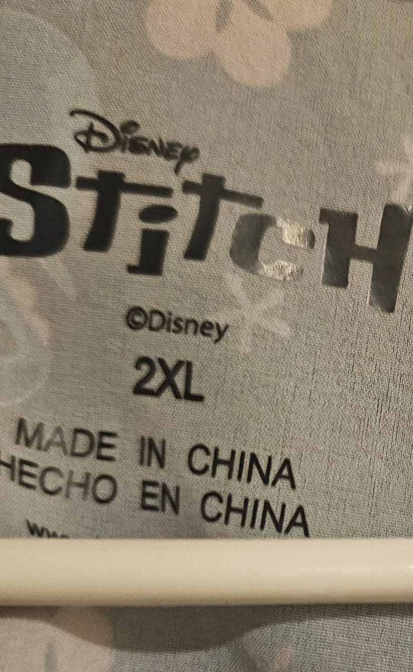 Stitch 2XL Scrub Top Womens NWT Vneck Disney Nurse Wear Plus - Picture 5 of 9